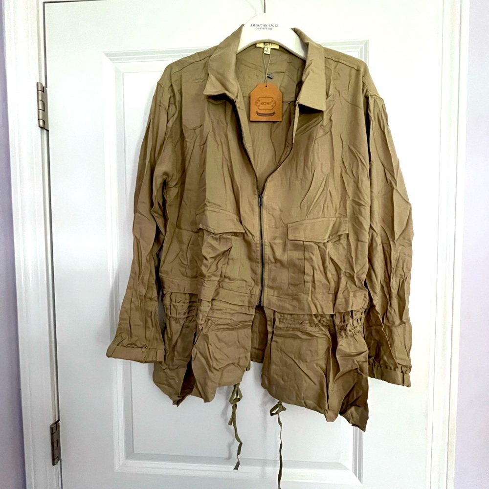 Women’s Ruffle Zip Up Jacket